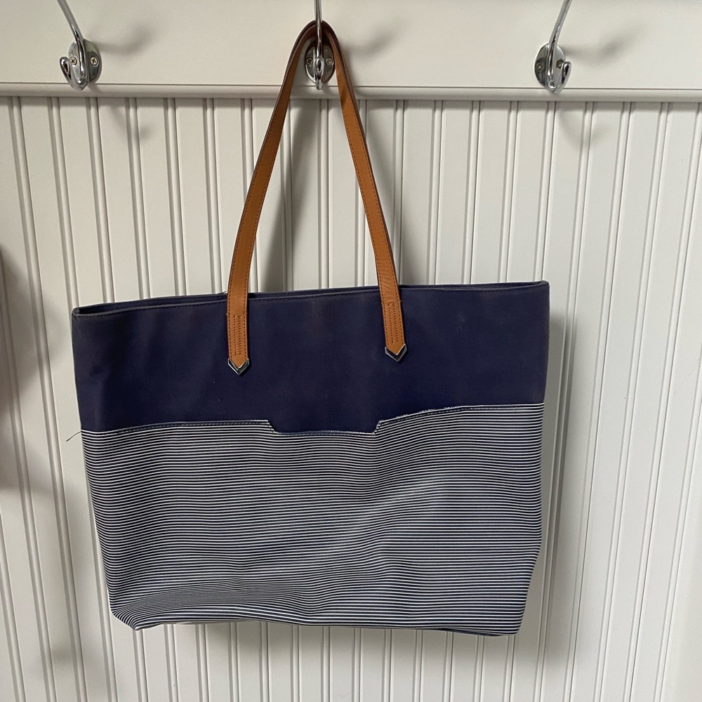 Stella & Dot Navy blue tote